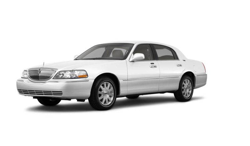 
								Lincoln Town Car full									