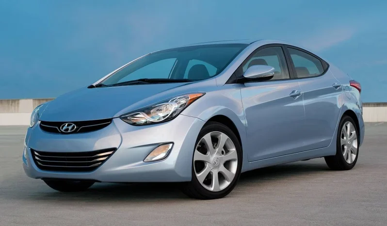 
								Hyundai Elantra full									